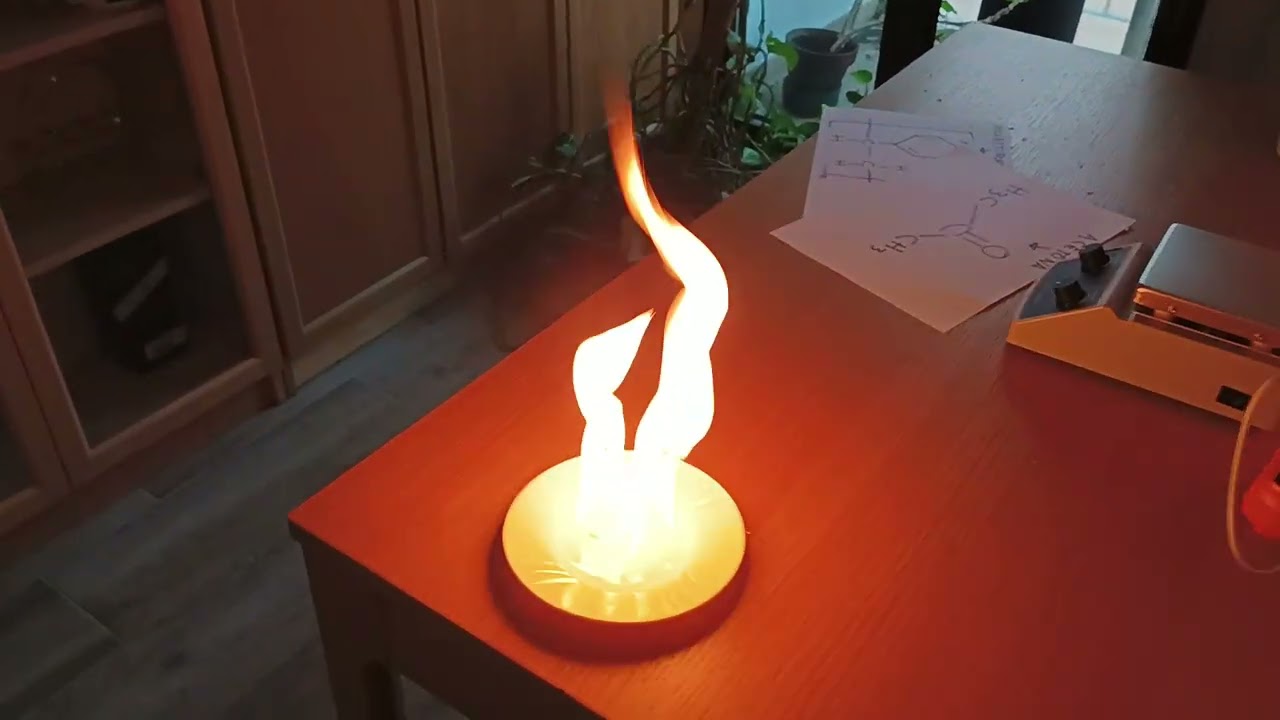 Quemando la acetona que me sobró de una prueba