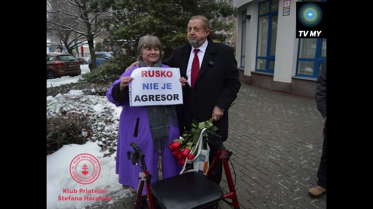 Tiché akoby zaklopanie sudcovým kladivom, ktoré sa zapíše do dejín. 