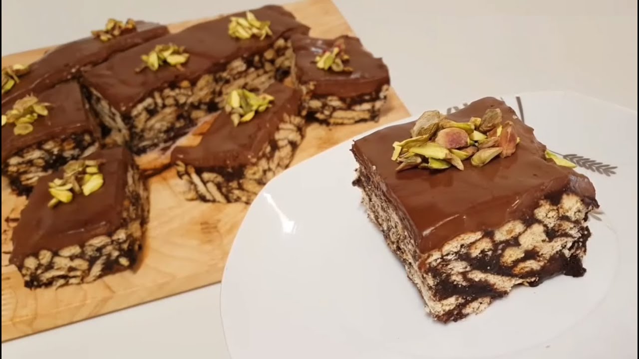 حلى بارد ومكوناتها في كل بيت ☝️ كيكة البسكويت بالشوكولا بسيطة لذيذة وإقتصادية 😋