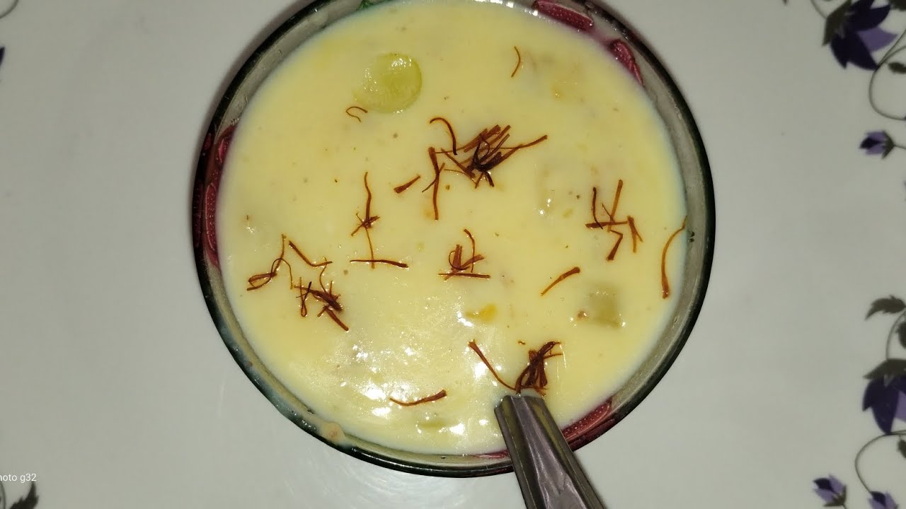 Fruit custard kaise bnaye 😋Holi recipes #fruitcustard #foodie #youtube #vlog #quickdessertrecipe 