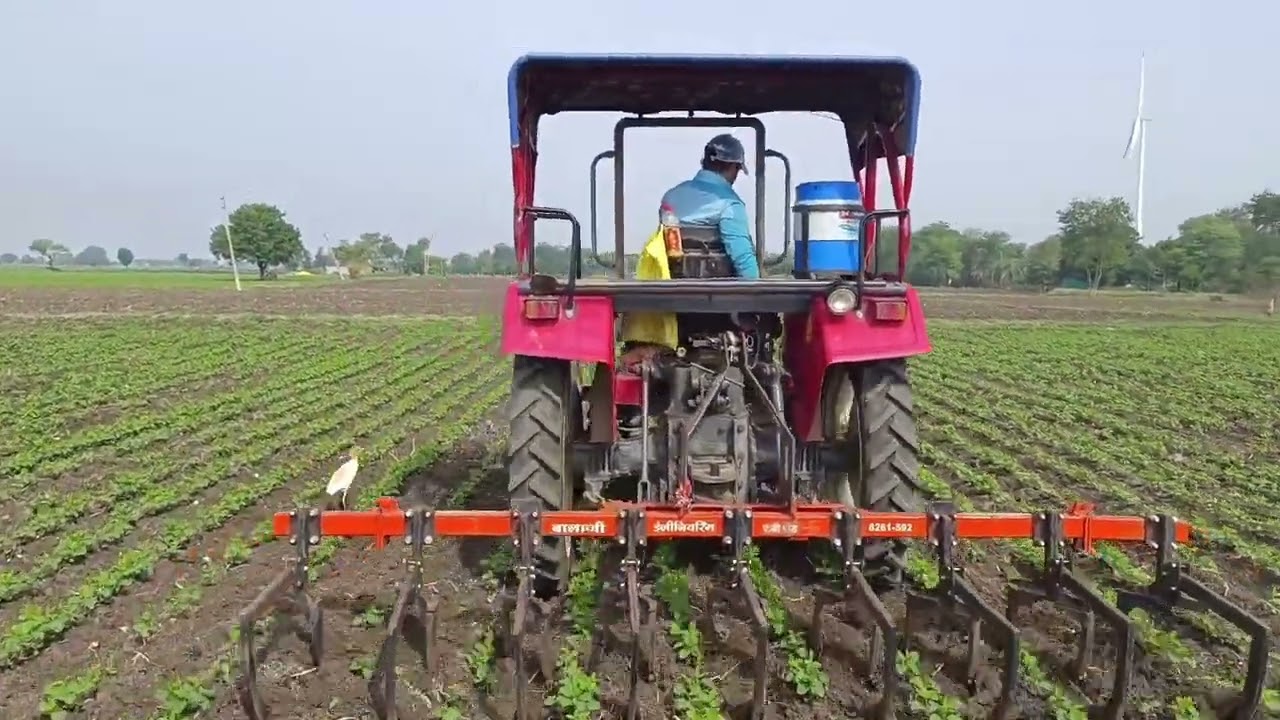 सोयाबीन में कुरपा (डोरा) महिंद्रा 595 टर्बो । best employment for cultivation in soyabean