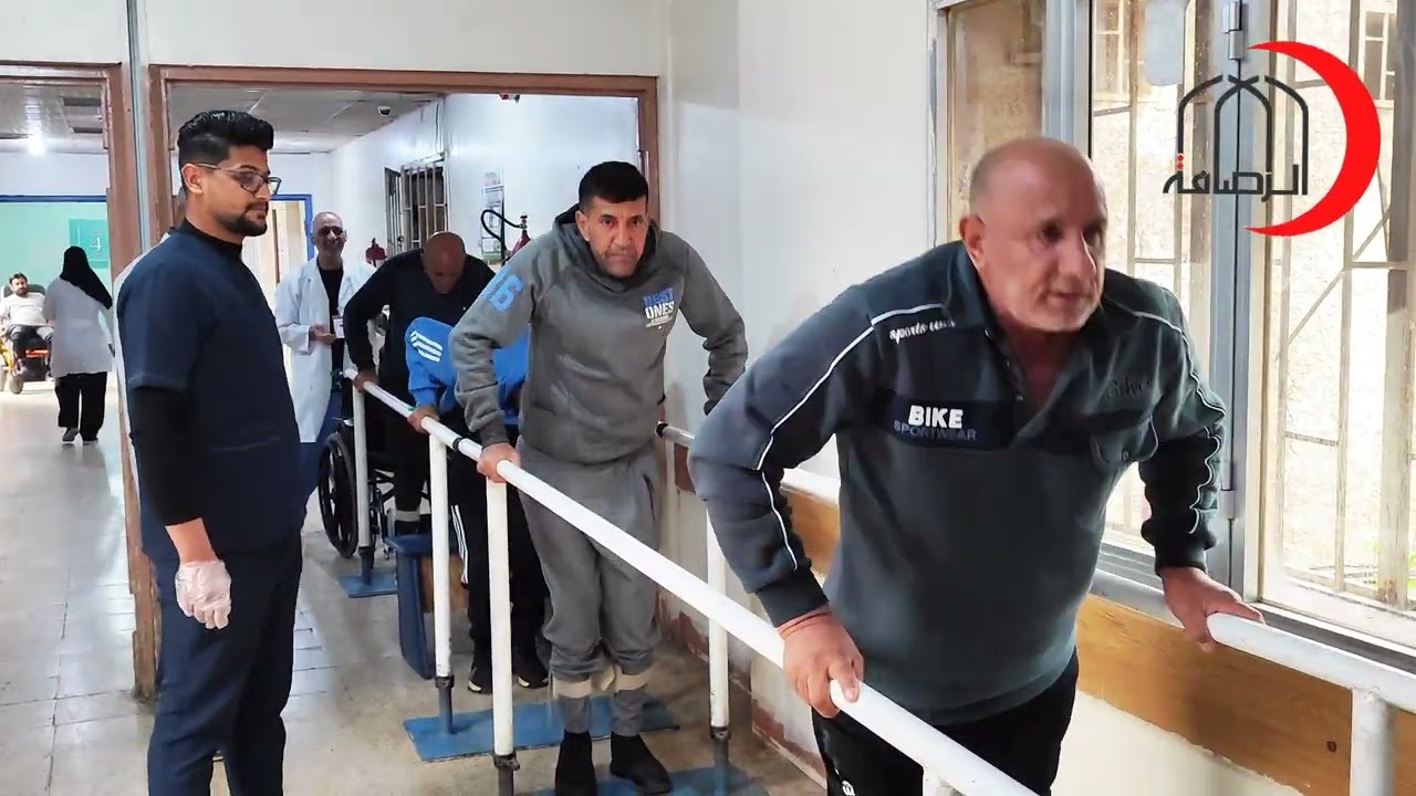 :جانب من تمارين العلاج الطبيعي اليومية لمرضى اصابات الحبل الشوكي الراقدين في مستشفى ابن القف