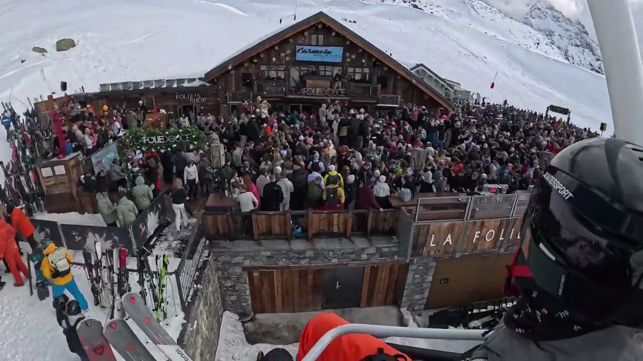 Stunning Aerial View of La folie douce Party in Val Thorens! 🎉🚡