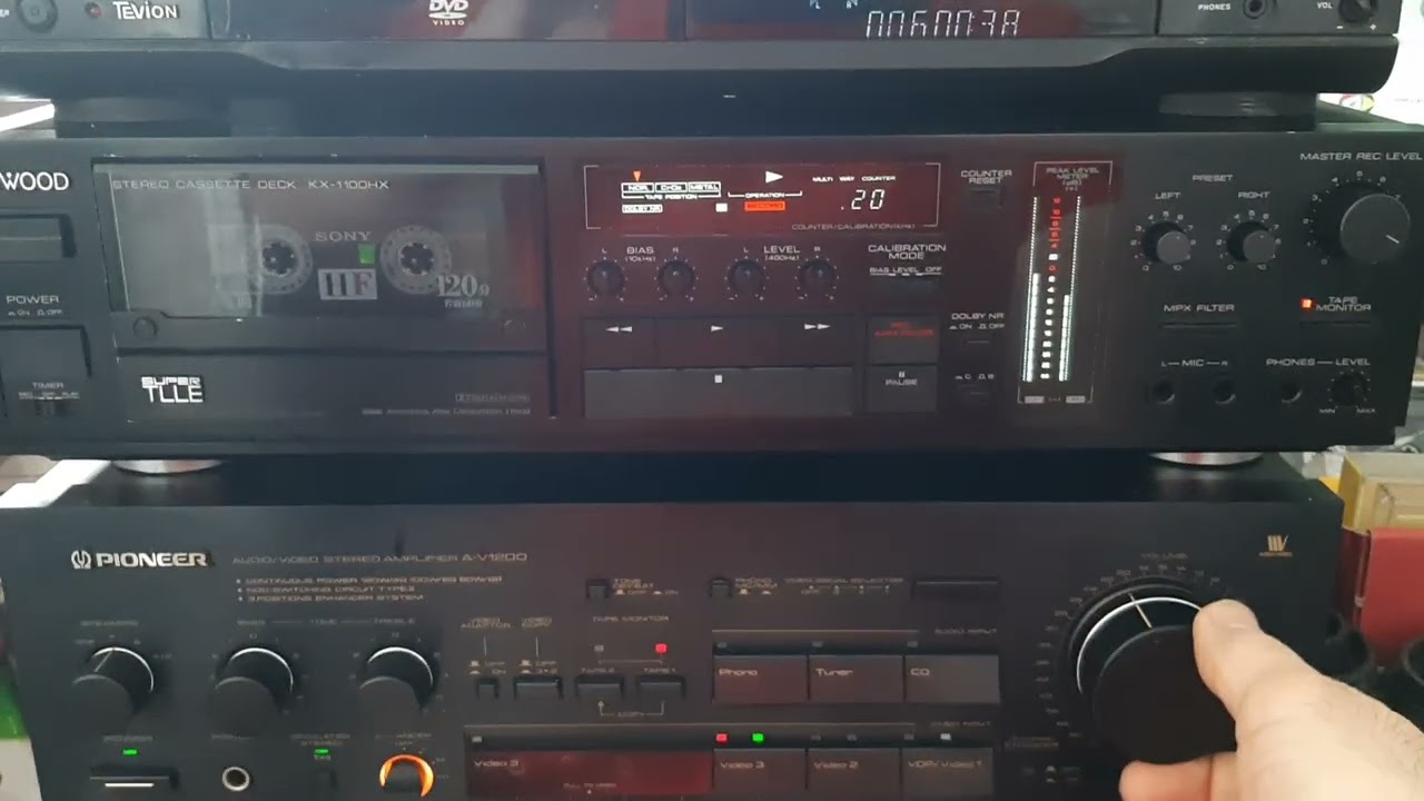Проверка Kenwood KX 1100  и Pioneer 1200 для  всех Михаилов