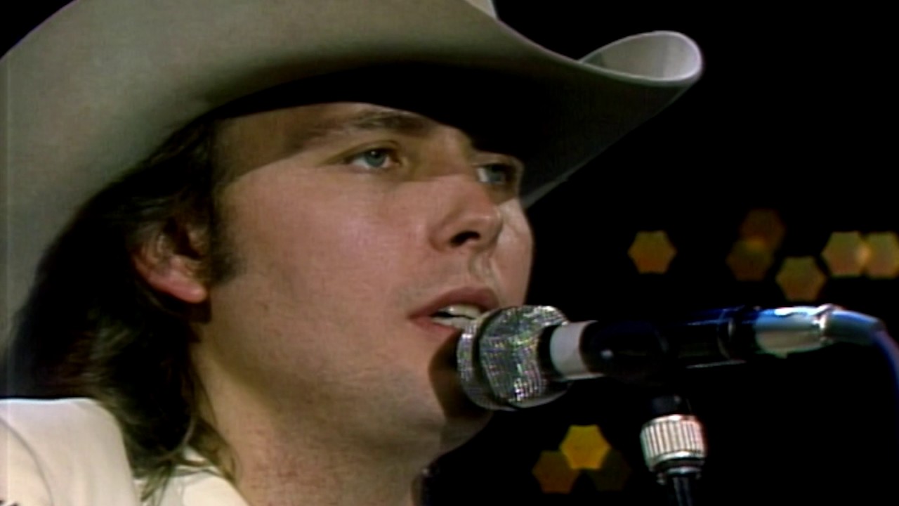 Dwight Yoakam - 