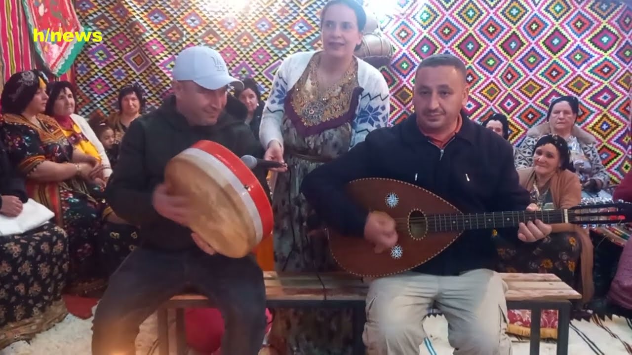 Belle Chanson Kabyle :Amar Ouali Et Hamis Sofiane Au Village Igraouene 