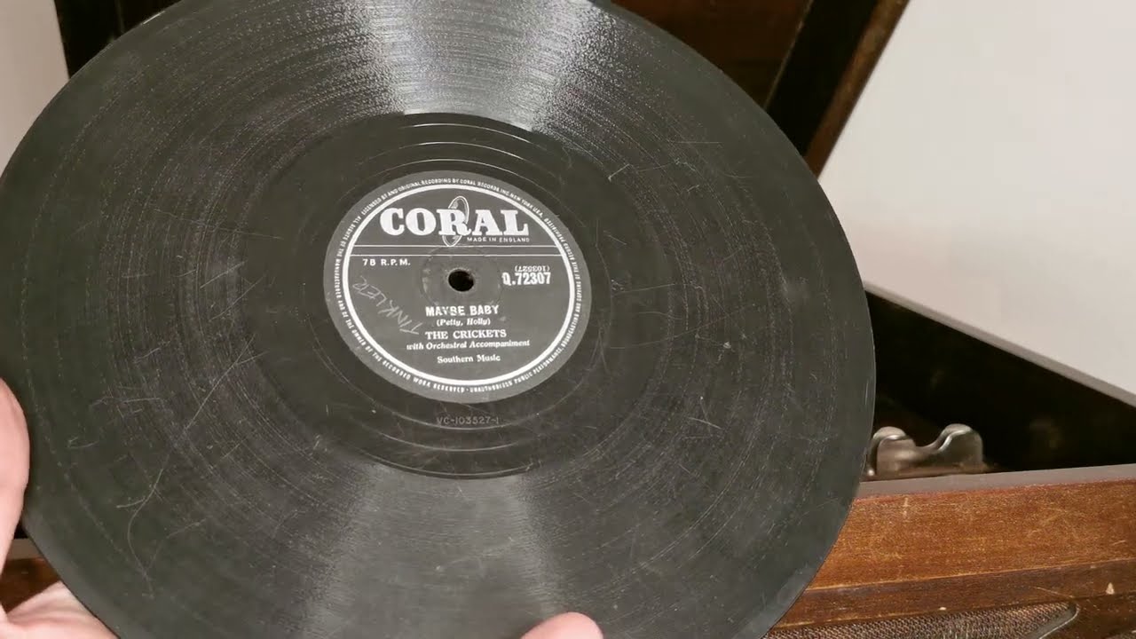 Maybe Baby ~ The Crickets (Buddy Holly) ~ 1958 Coral 78rpm ~ HMV 130 Gramophone