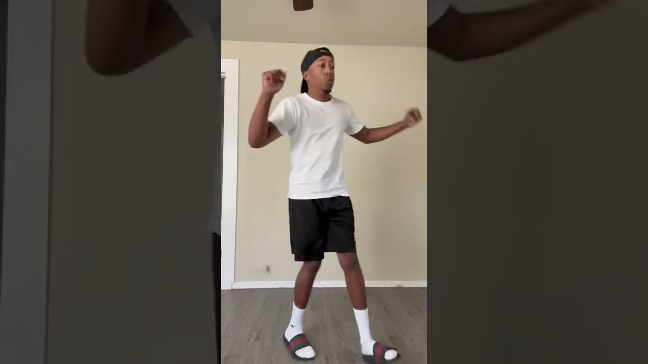 When It&rsquo;s Your First Time Doing The Park Heights Strut 🤣🤣🕺🏽🕺🏽 #shorts #baltimore