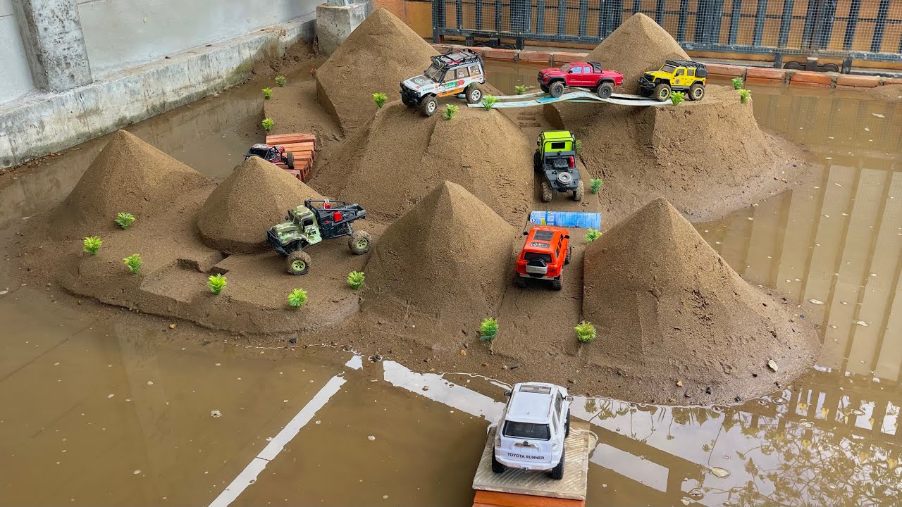 RC Off Road Island Challenge &ndash; Crazy Obstacle Race on Sand Mountain!