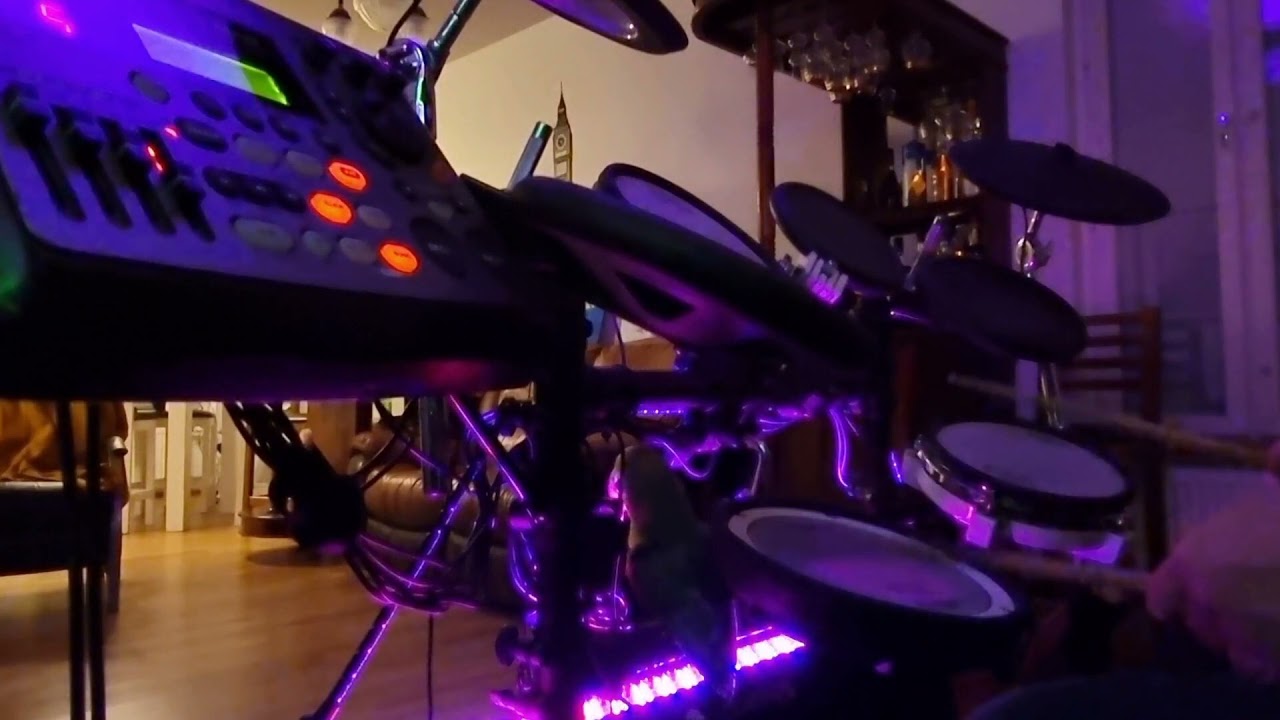 Roland TD 8