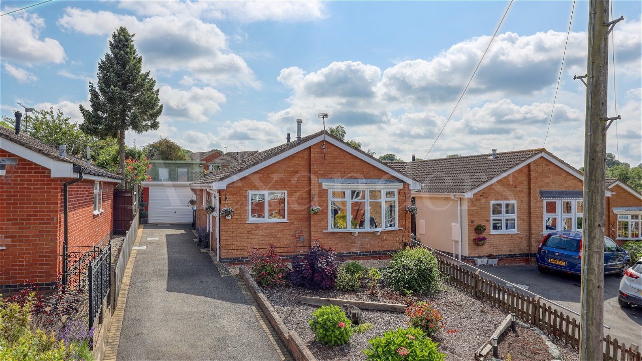 A fantastic two bedroomed detached bungalow situated in the historic Market Bosworth!