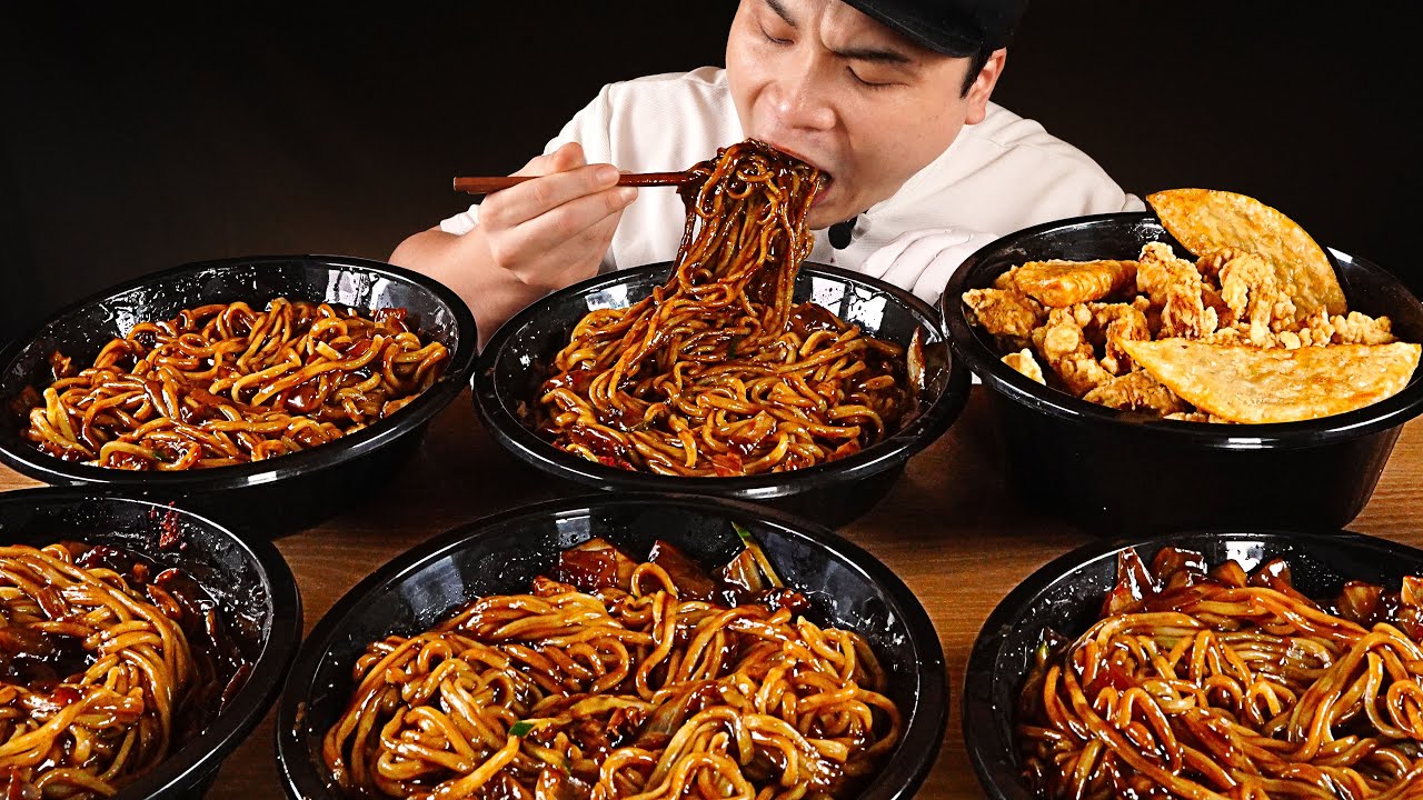 군침도는 비주얼의 옛날짜장면과 바삭한 탕수육 먹방~!! 리얼사운드 ASMR social eating Mukbang(Eating Show)
