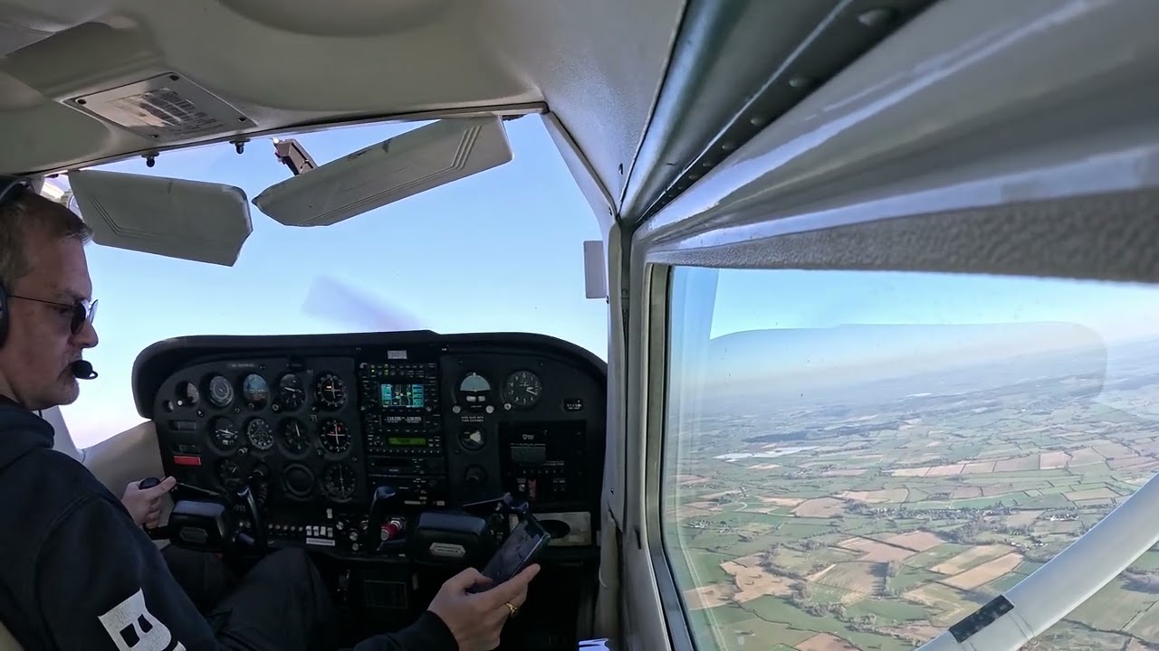 Cessna 172 | Full Flight | 4K | Return to Gloucester (Mar 25)