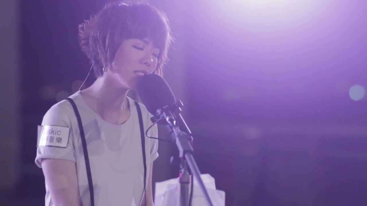 J.Arie 雷琛瑜 x Buskic: 明星 (葉德嫻) [The Jam your LIVE out Series 2]