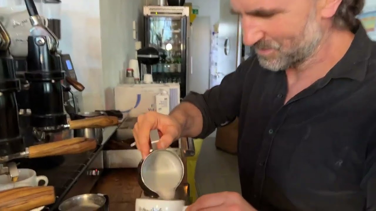 Barista Skills & Latte Art Techniques
