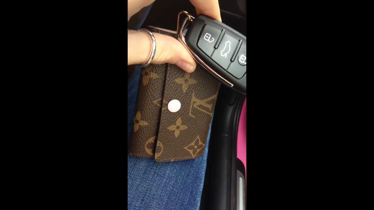 Review & tutorial how to use Louis Vuitton 6 key holder in monogram ballet pink lining great guide