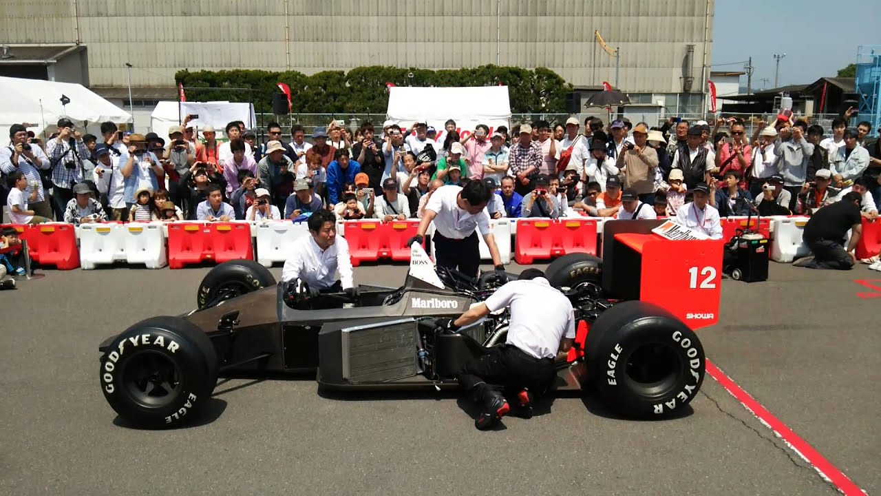 マクラーレンホンダ　MP4/4エンジン始動