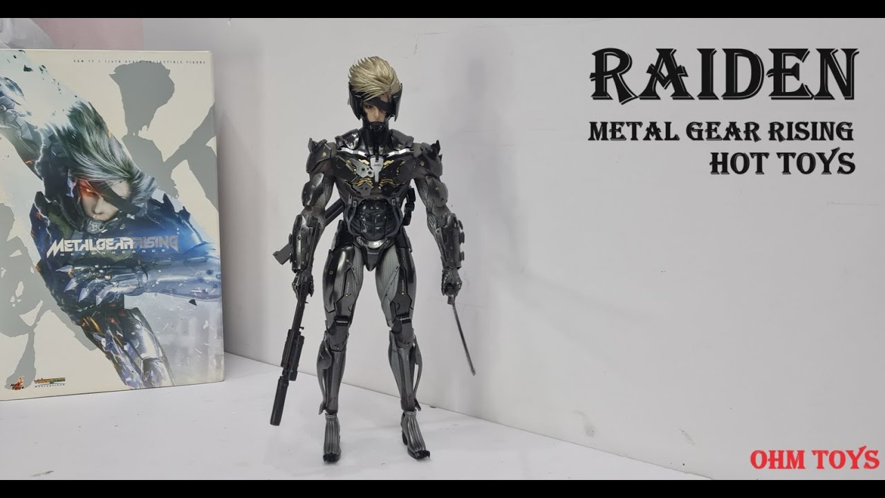 RAIDEN METAL GEAR RISING HOT TOYS VS OHM TOYs