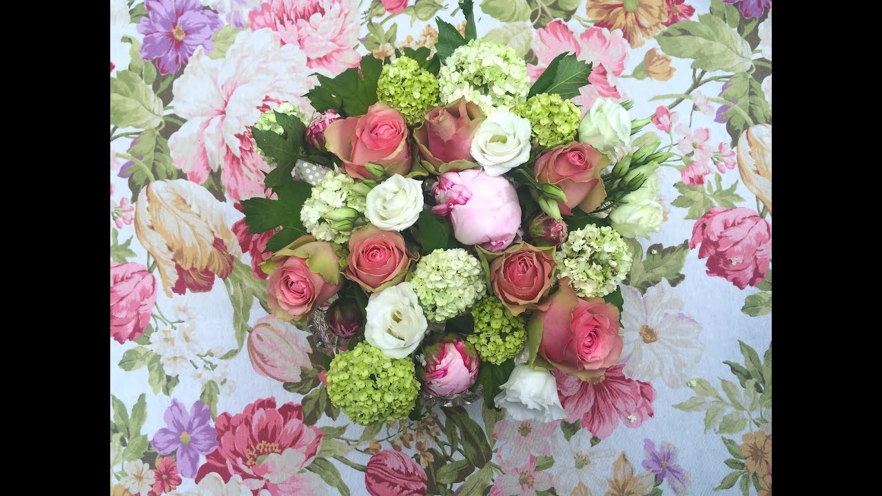 Tischdeko für eine Hochzeit | Hochzeitsdeko & Hochzeitsblumen