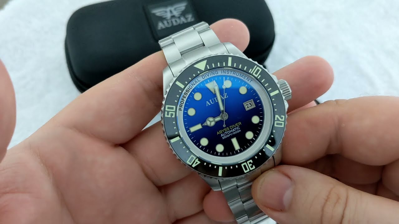 Audaz Abyss Diver (ADZ-3010-04) - 1000 metre water resistance!