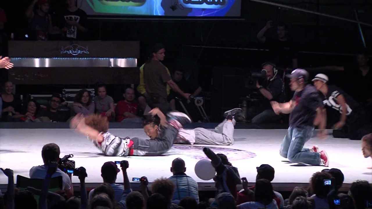 SDK 2011 - semifinal Battle - Bad Newz vs Japan Team  / Jedovnice 2011