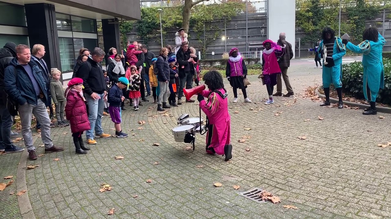Pietenkapel De Blaasbalgen - Compilatie Sinterklaasfeest Siemens 2019