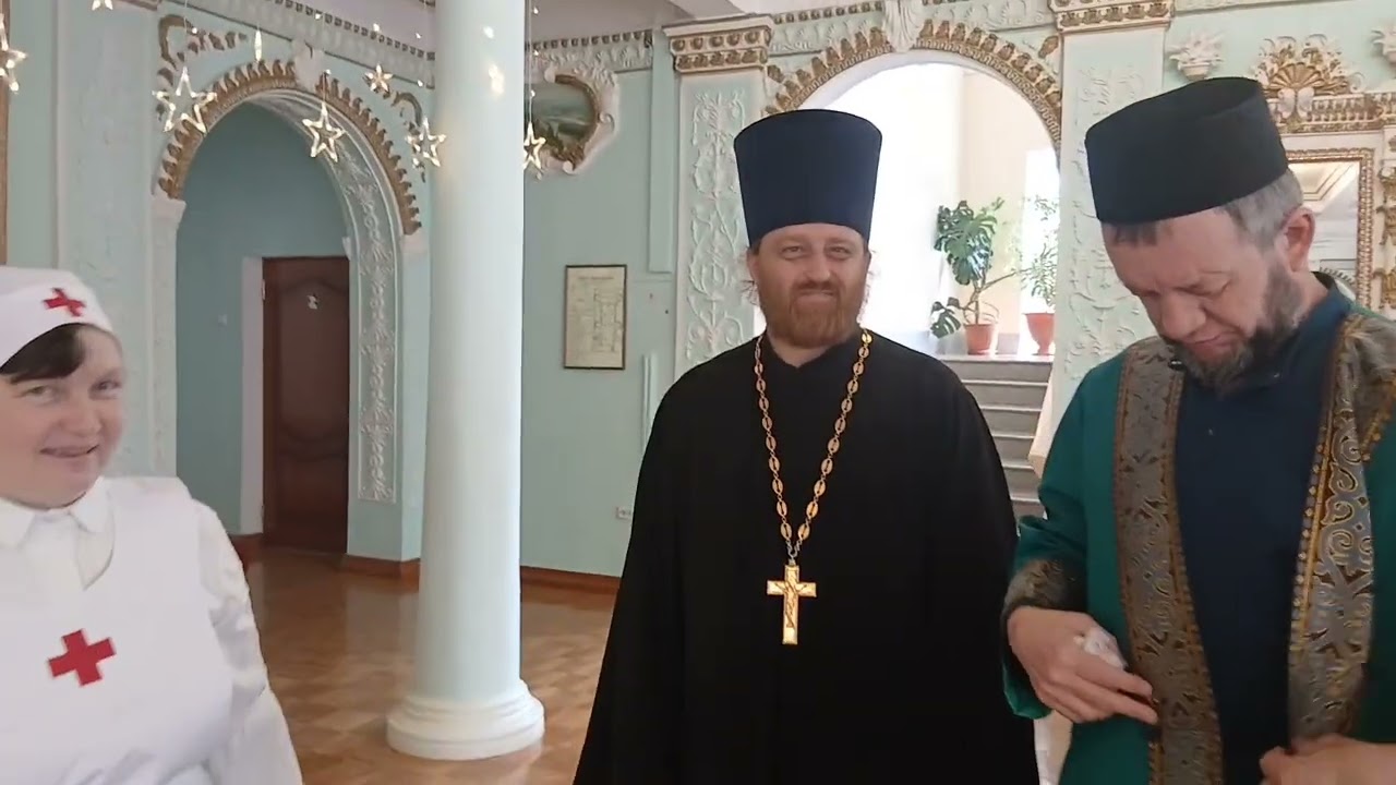 Фотовыставка  ,, Южный Урал - край, где дружат народами!