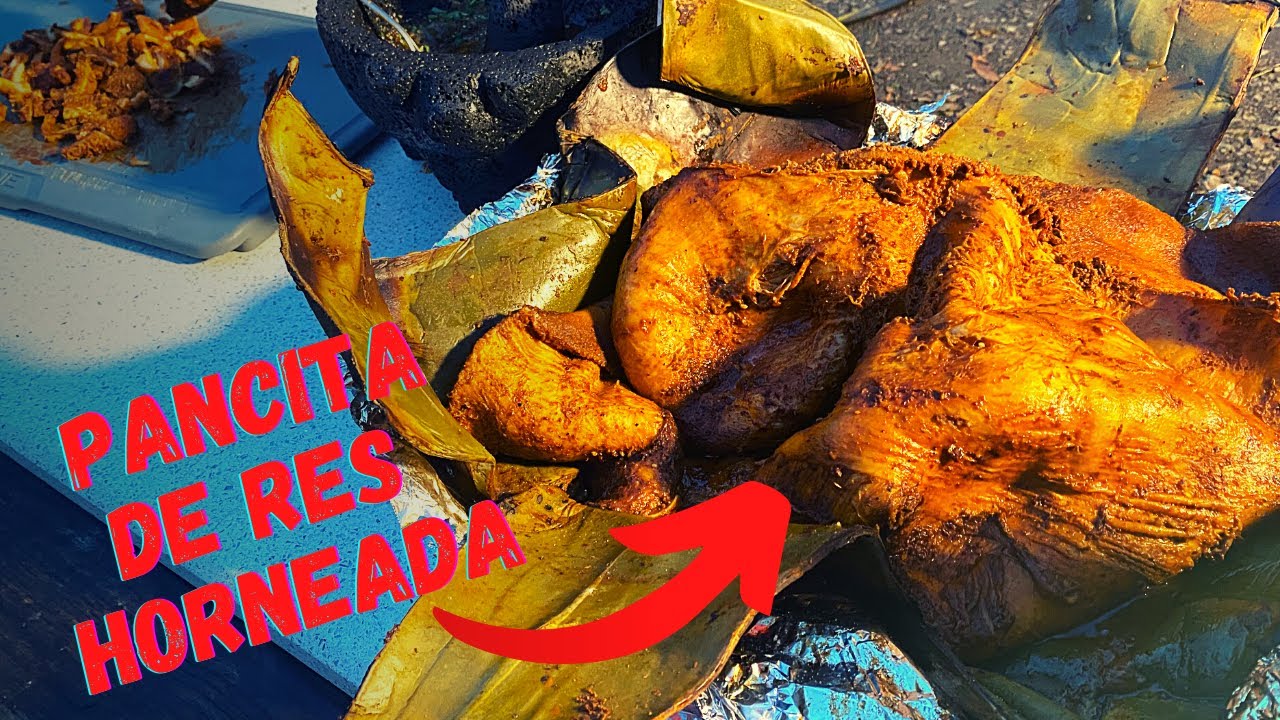 PANCITA DE RES ENCHILADA Y HORNEADA EN PENCA DE MAGUEY