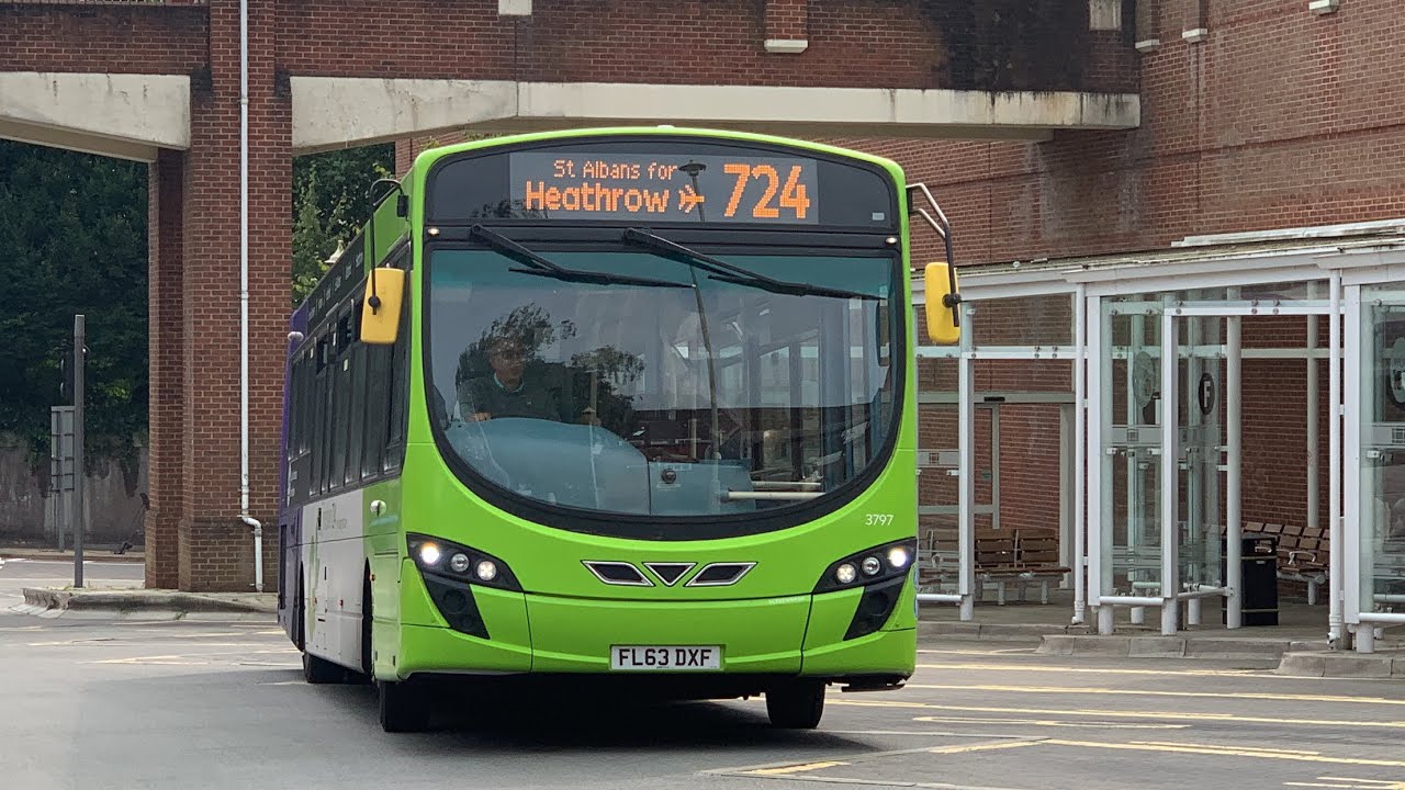 Buses In Welwyn Garden City Bus Station 14/08/23.