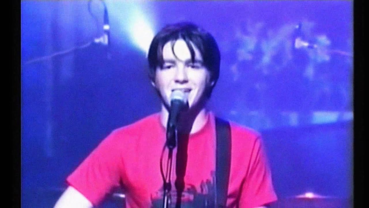 DRAKE BELL - Everything is Gonna Be Ok (Full Performance)