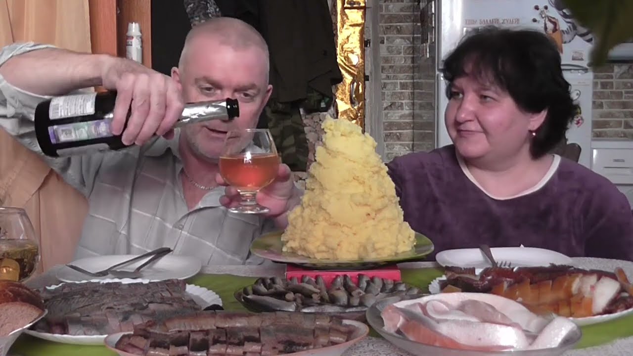 MUKBANG RUSSIA|ОПЯТЬ и СНОВА ПЮРЕ, и РЫБА с ИГРИСТЫМ|УРА 6000 нас уже/СПАСИБО, ЧТО ВЫ С НАМИ