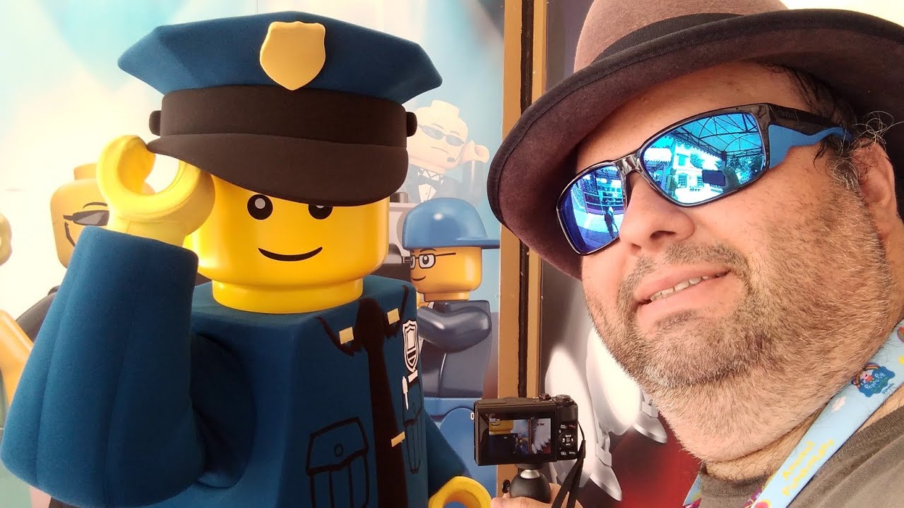 2022 LEGO Police Officer Meet & Greet Heroes Weekend LEGOLAND Florida