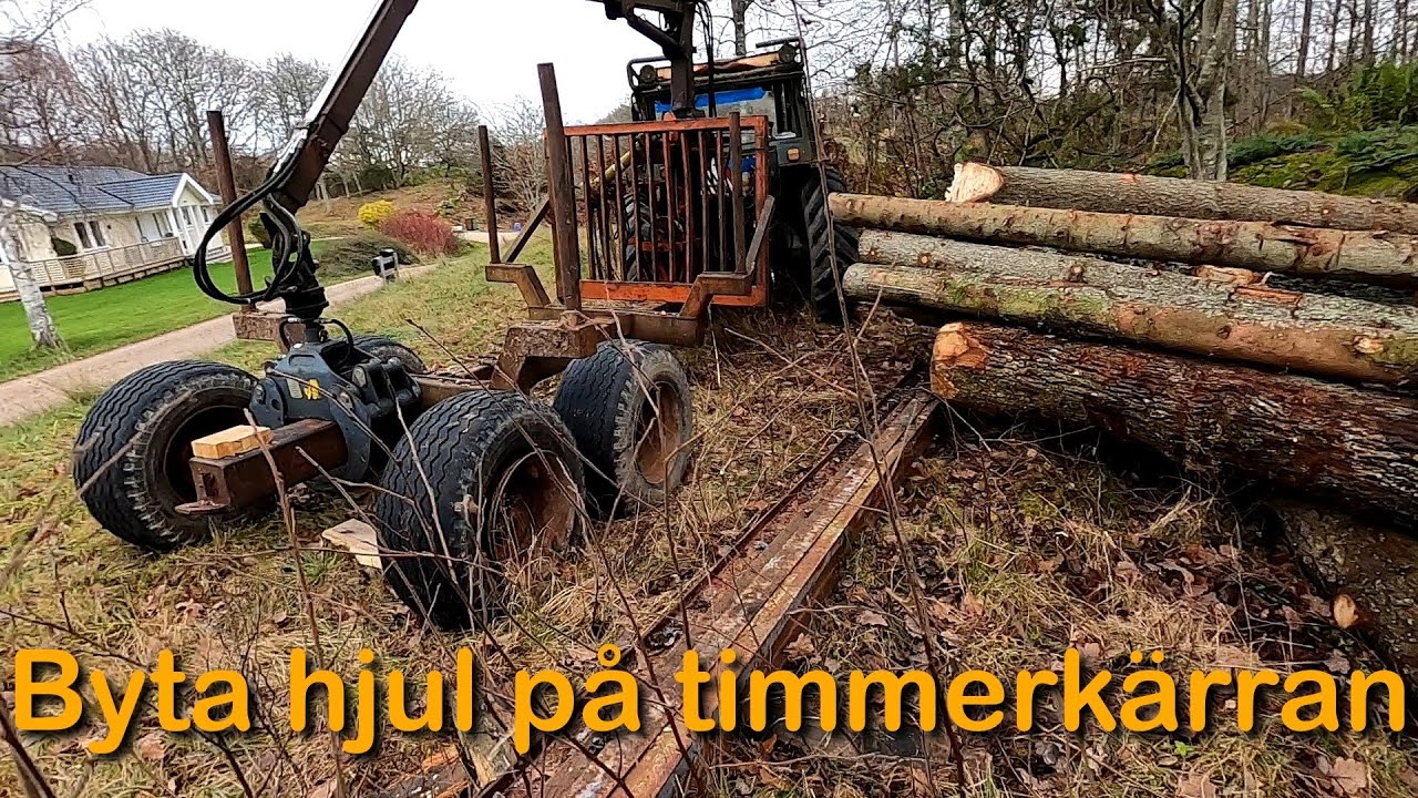 Hjulbyte på timmerkärra (Zetor 7045 med huggarvagn)