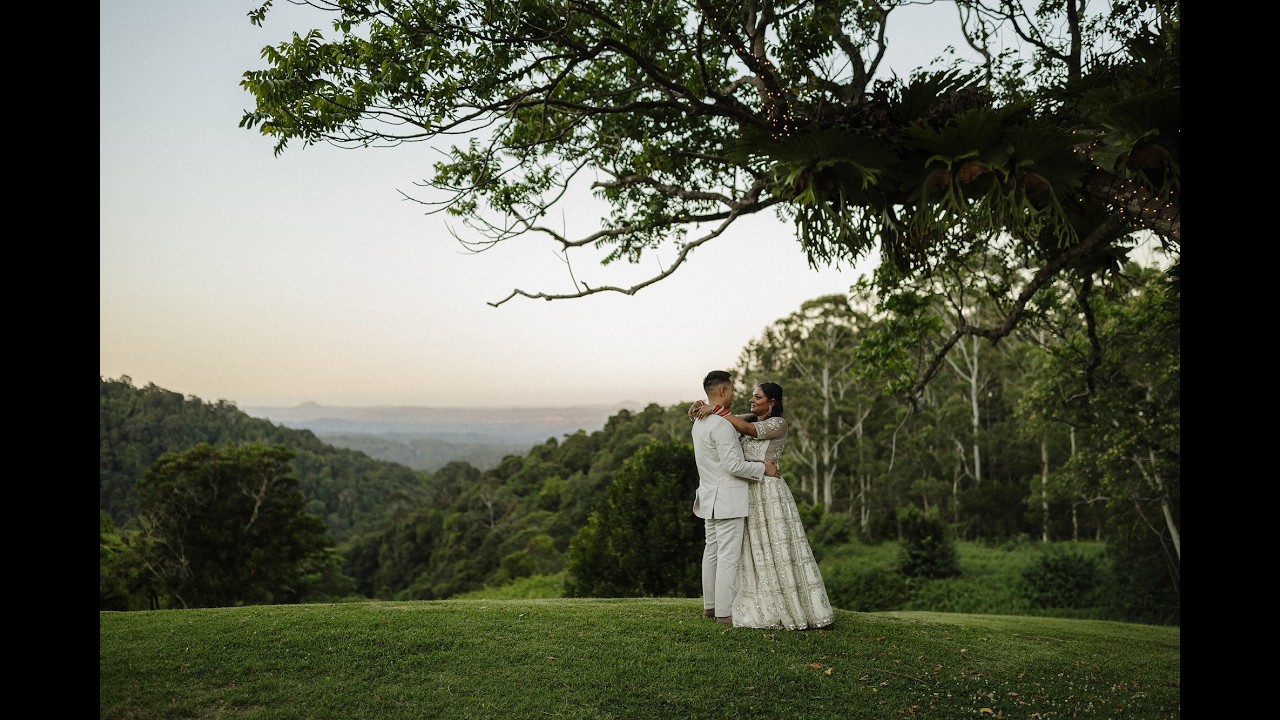 Aaron & Rayna @Maleny Manor