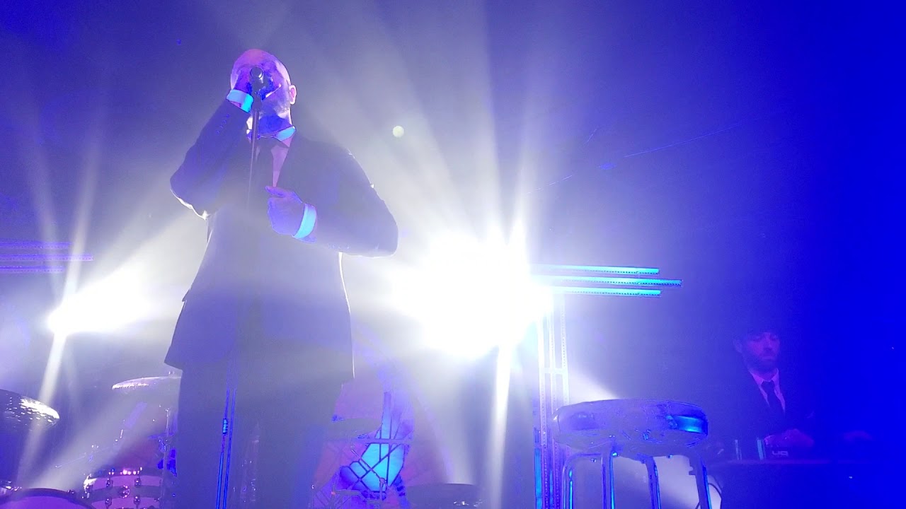 Demon Hunter -Fear is not my guide live
