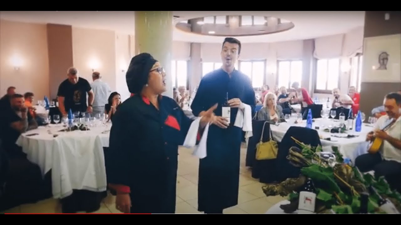 FLASHMOB Jota Aragonesa en Bodegas Care