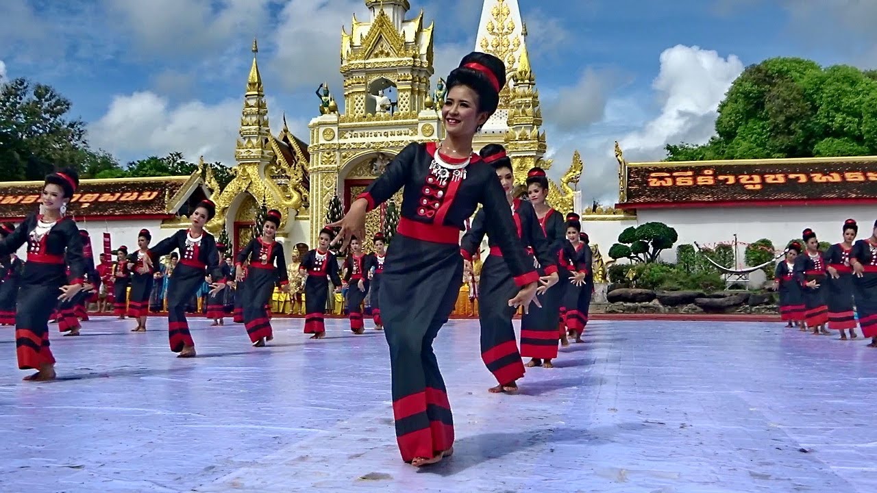 รำบูชาพระธาตุพนม 2560 2 2017 Dance to honor Prathat phanom