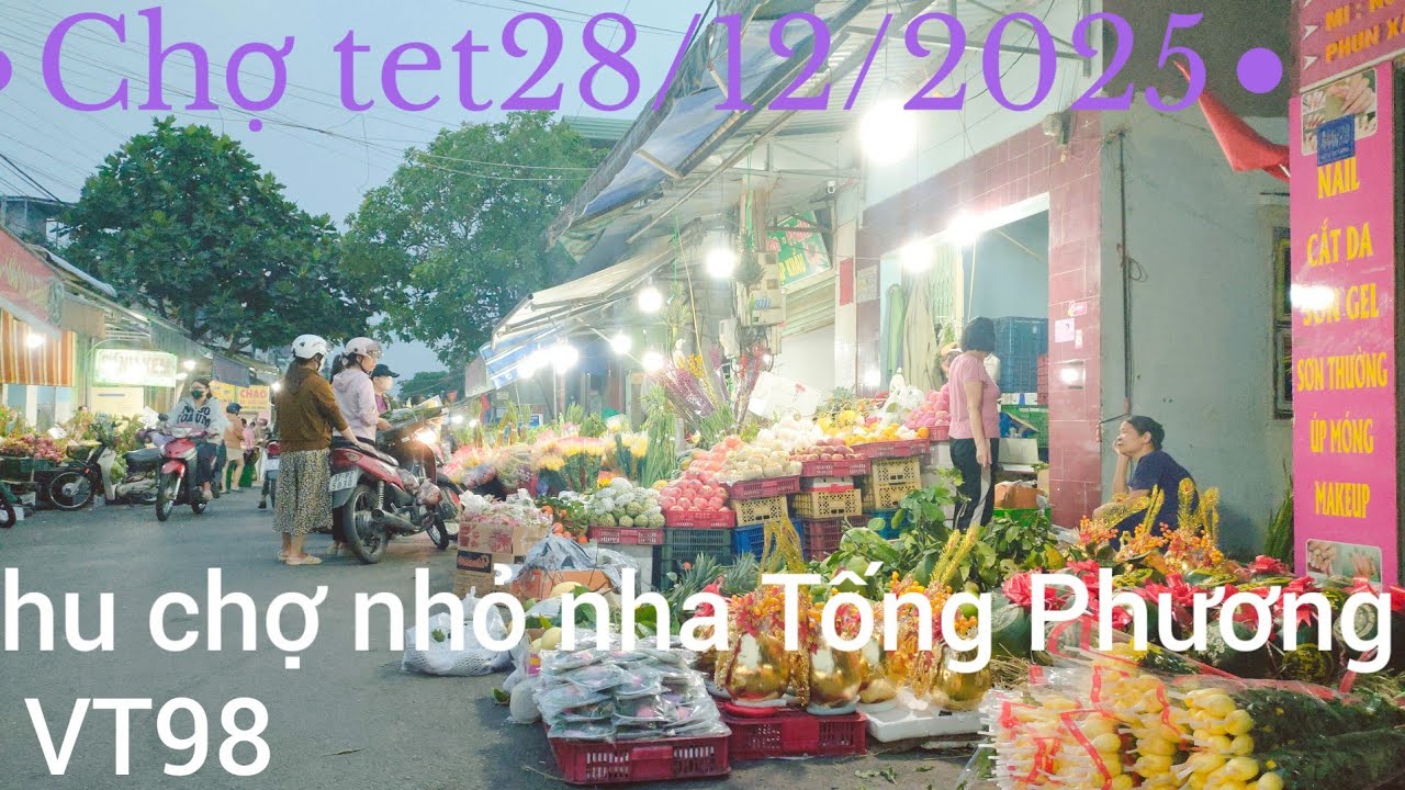 Chợ tết Binh Ngọ 2026 ngày 28 tháng chạp nhộn nhịp người mua ban