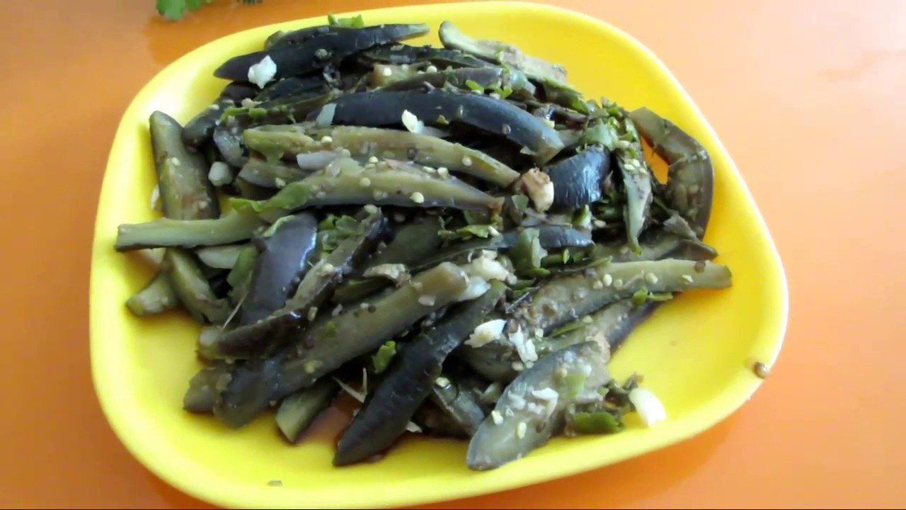 Khundhi Machihan (Brinjal Curry With Fermented Dry Fish)
