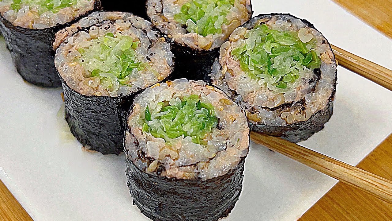 다이어트 성공자들이 극찬한 김밥 레시피 대공개! 딱 3가지 재료로 불 안쓰고 만드는데 맛이 기가 막힙니다!
