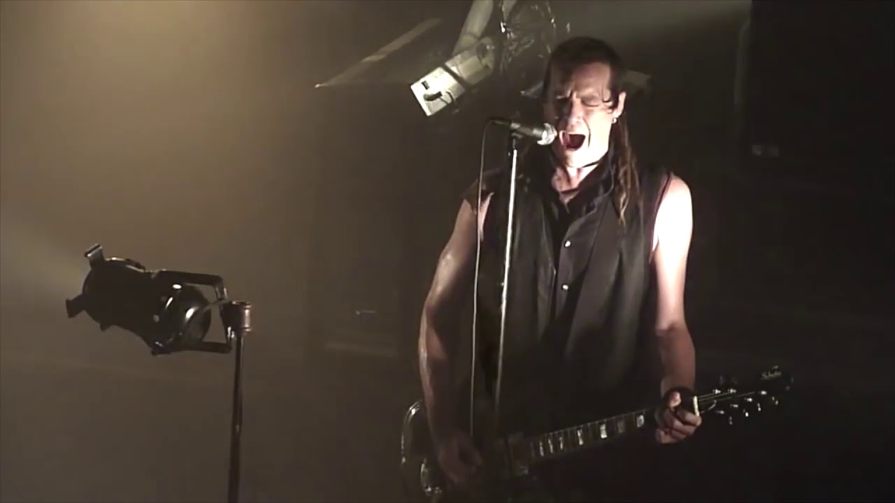 NIN- The Line Begins To Blur (Live)