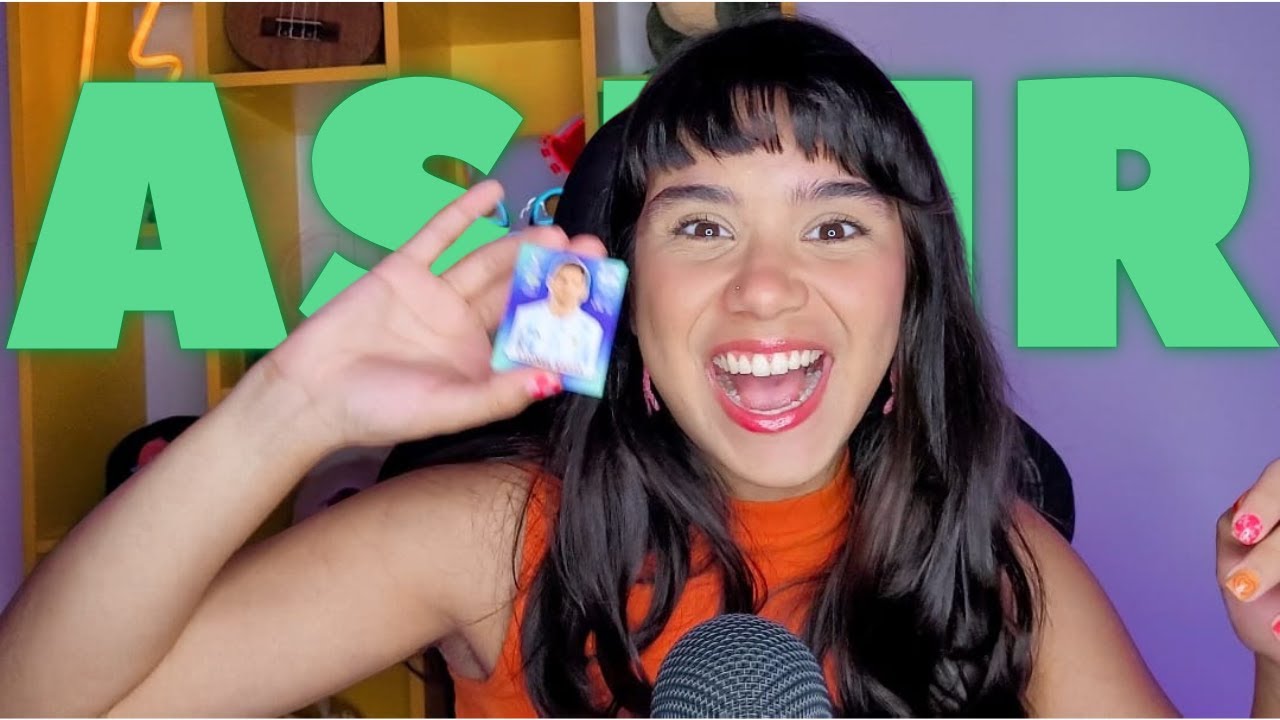 ASMR com o ÁLBUM DA COPA 2022 (ganhei o Neymar, Messi e Cristiano Ronaldo!!!)