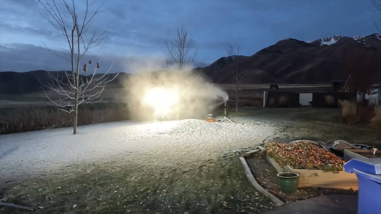 Snow Making without a pressure washer! Little Cloud Snow Gun
