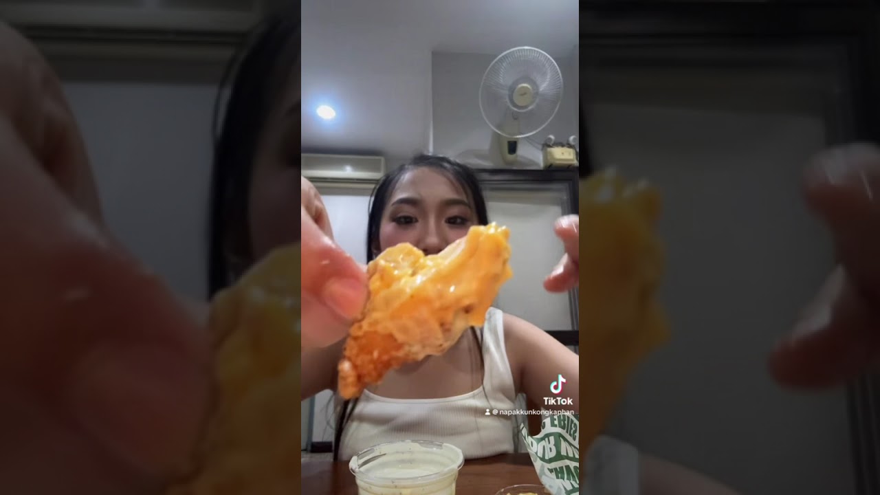 Try Wing Stop Full version!!! Yummy#wing #wingstop 