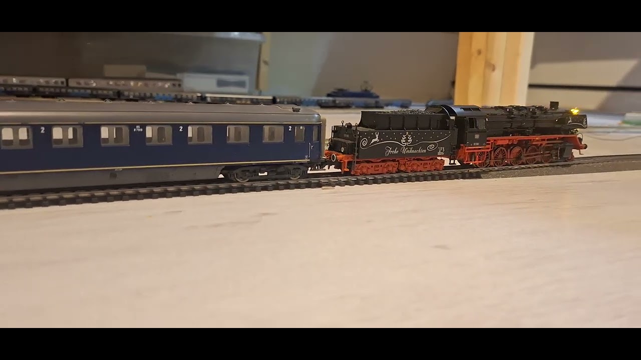 🎅🎄deze stoomtrein wensen een vrolijke kerst feest voor alle treinen hobbyisten🎄🎅