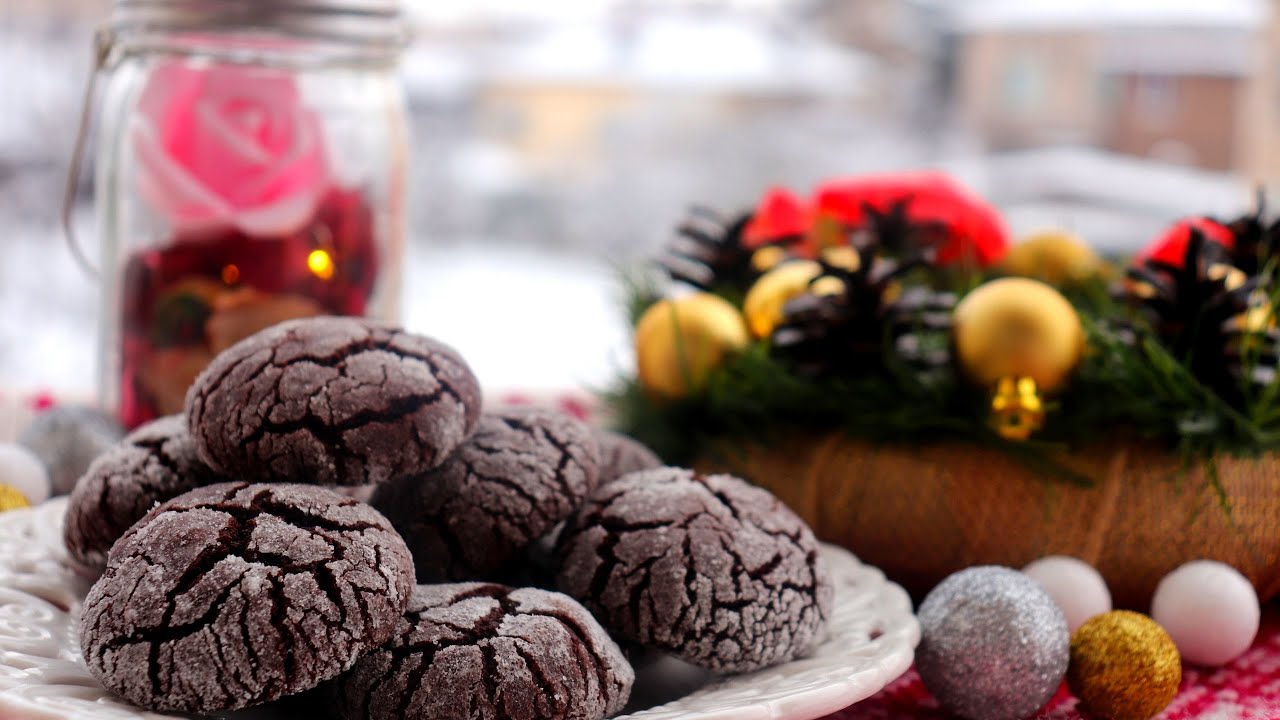 Коледни напукани шоколадови сладки!/Chocolate crinkles , christmas cookies