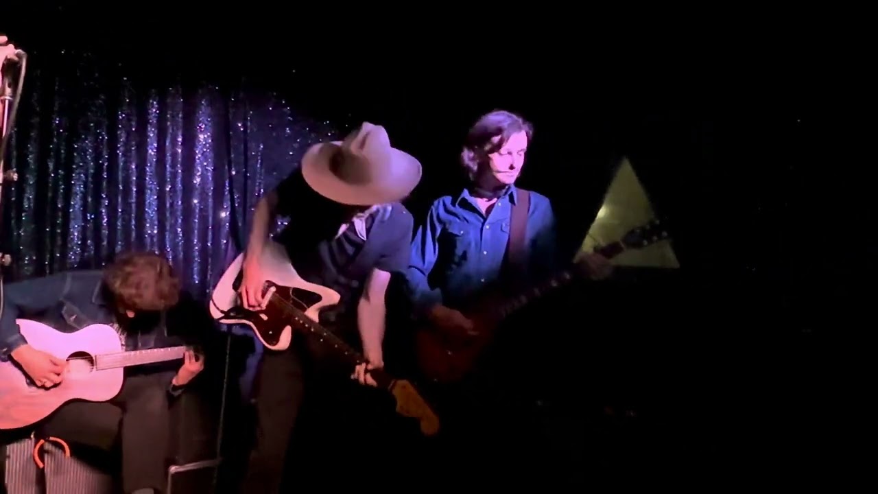 Such an ethereal rendition of Carpenters’ “Superstar” by the Holy Motors, from Estonia, Kingston NY