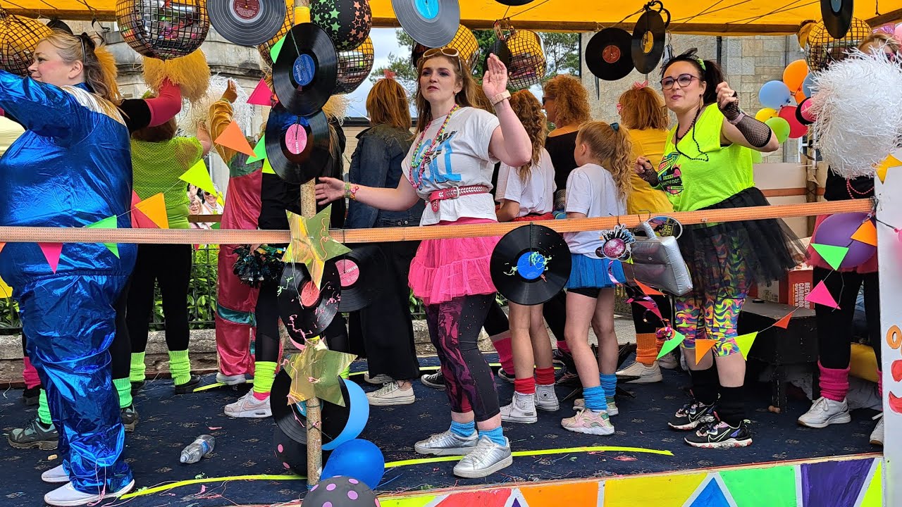 Strathaven Gala 2024 - parade on Townhead Street