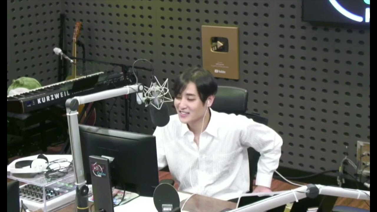 박재정 스페셜 DJ마지막날#헤어지자말해요 #박재정 #kpop#노래방인기곡 #노래방vs #parcjaejung #발라드가수 #mnet #콘서트