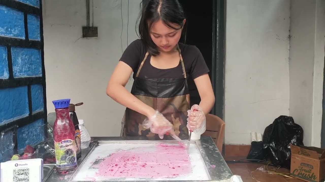 Ice Cream Strawberry Roll, JS Flavour/ A tui viau e